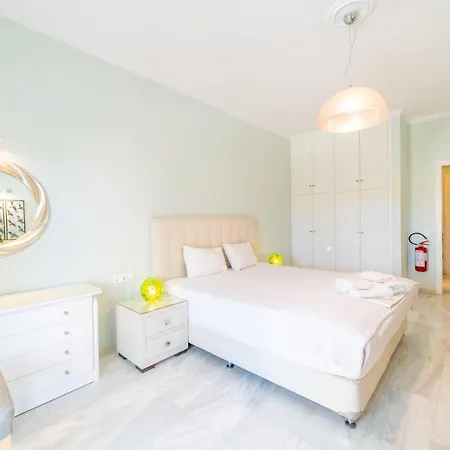 St Nicholas B8 I Appartement